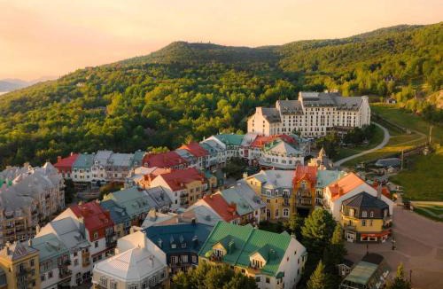 Mont-Tremblant Pedestrian Village Hotel | Fairmont Tremblant
