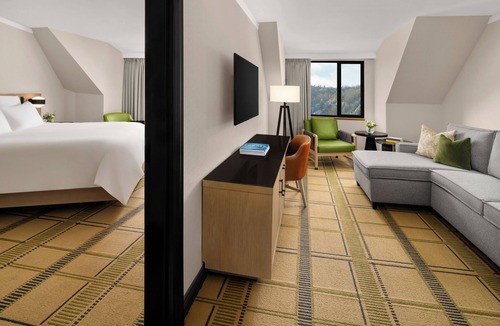 Mont-Tremblant Pedestrian Village Resort | Fairmont Tremblant