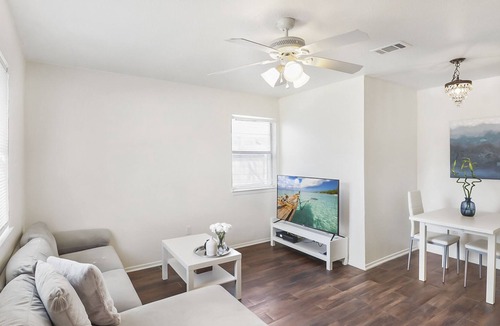 Fairmount House | Fairmount Bungalow - 5 min from hospitals, downtown