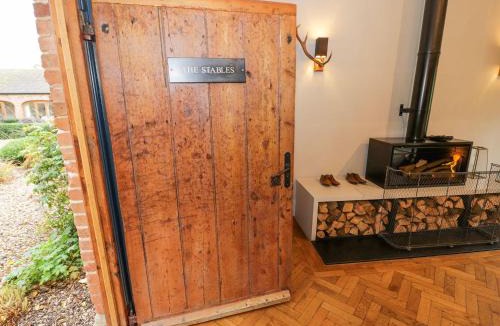 Moreton House | Fairoaks Barns