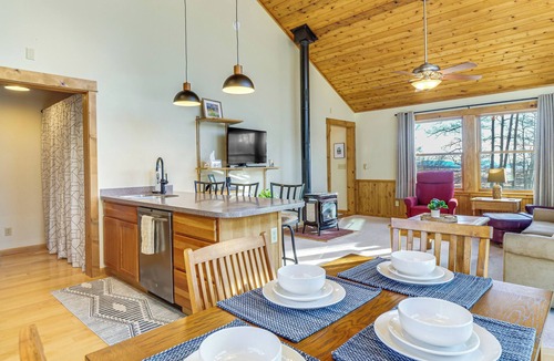 Warm Springs Cabin | Fairplay Cabin Basecamp: Wildlife & Pond Views!