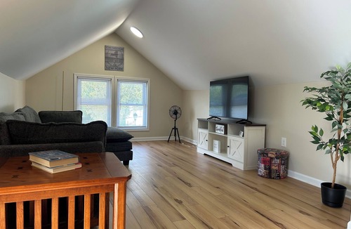 Fairport Apartment | Fairport Village Escape