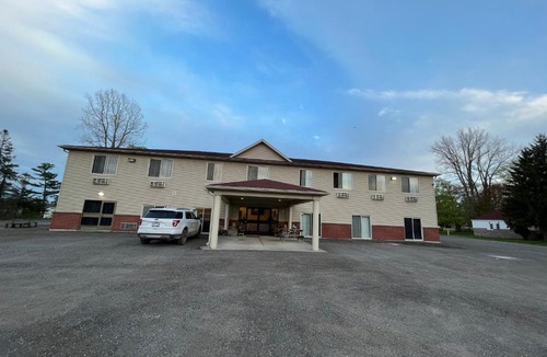 Windham Centre Hotel | Fairview Inn