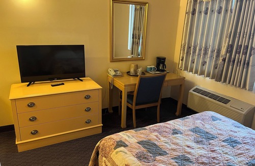 Windham Centre Hotel | Fairview Inn