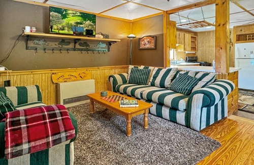 Town of Webb House | Fairview Lodge on 4th Lake