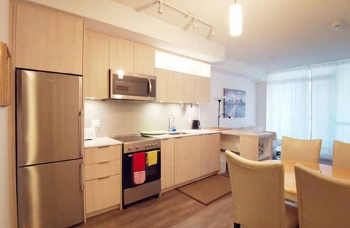 Henry Farm Condo | Fairview Mall& Don mills Subway longterm 2+2Condo