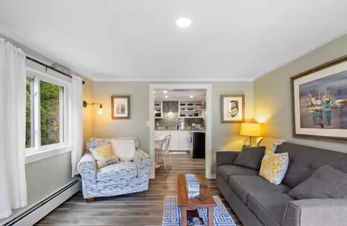 Kennebunk Cottage | Fairview + Seabreeze Cottages Coastal Getaway + walk to the beach, close to golf course.