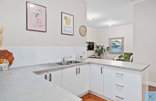 Tocumwal House | Fairway Cottage Retreat