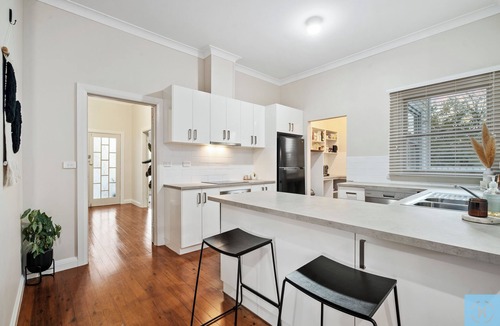 Tocumwal House | Fairway Cottage Retreat