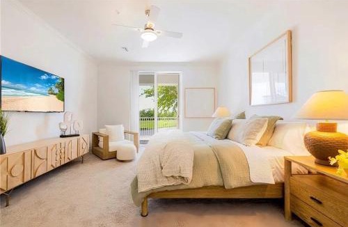 Estero Apartment | Fairway Lake Views