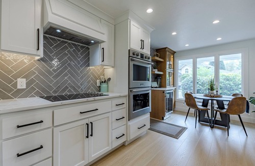 Cal Young House | Fairway Manor Eugene - Golf- Autzen - UofO- spacious