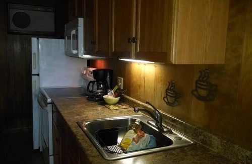 Manchester Hotel | Fairway Overnight & Extended Stay