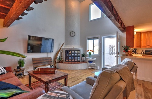 The Ridges House | Fairway Pet-Friendly Near Golf & Trails w/Garage
