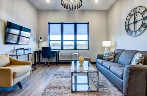 Altoona Apartment | Fairway