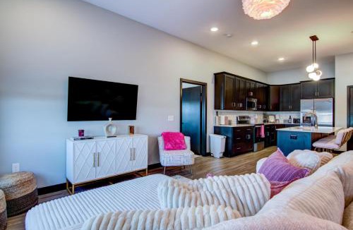 Altoona Apartment | Fairway