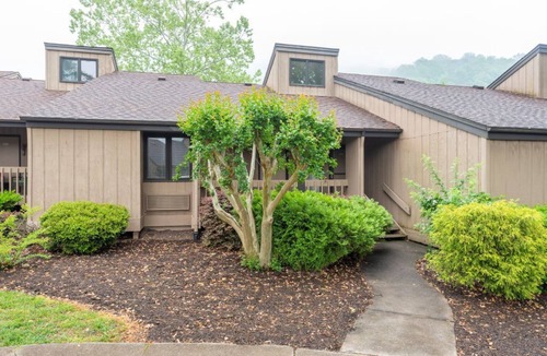Lake Lure House | Fairway Villa 1204 at Rumbling Bald