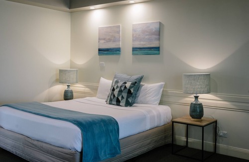 Rosebud Hotel | Fairways Resort