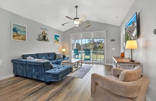 North Myrtle Beach House | Fairways & Sunshine – Norman Course Villa