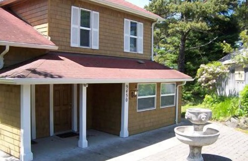 Seal Rock House | Fairwinds - Comfortable Seal Rock Home