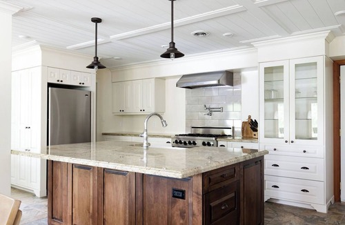 Huntsville House | Fairy Bay Lakehouse