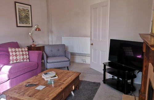 Wing House | Faith Cottage