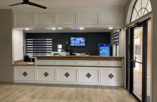 Zapata Hotel | Falcon Executive Inn