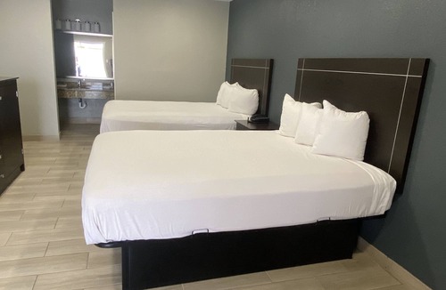 Zapata Hotel | Falcon Executive Inn