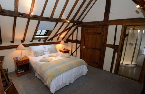 Denham Bed & Breakfast | Falcon Inn