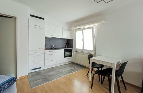 Maienfeld Apartment | Falknis in Maienfeld mit Bergblick by Interhome