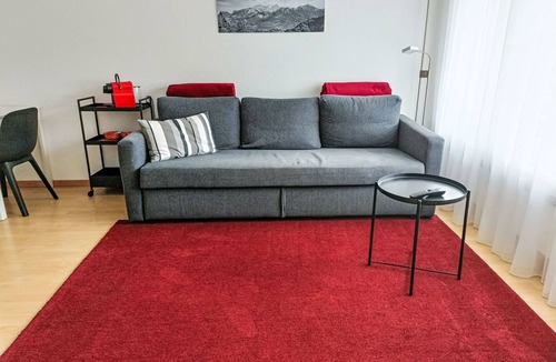 Maienfeld Apartment | Falknis in Maienfeld mit Bergblick by Interhome