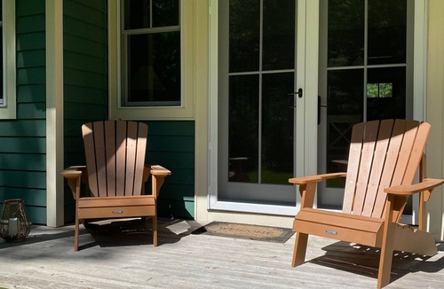 Leland House | Fall 2026 dates available - Clean, gorgeous 5 bedroom property in town!