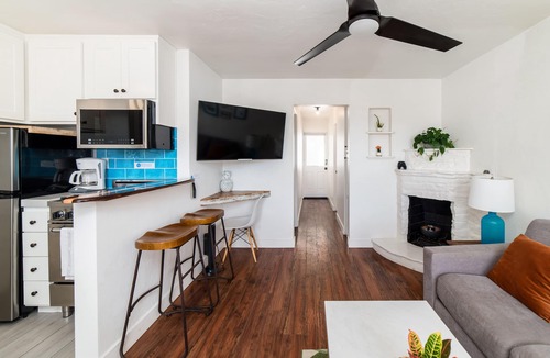 Townsite Condo | 🐬 Fall Asleep to the Waves at Pacific Villas #6