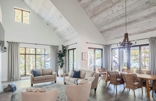 Wainfleet House | Fall Getaway- Luxe Lake House Private beach, lush greenery, family friendly .