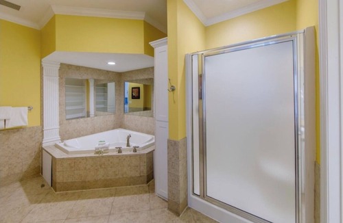 Galveston Resort | Fall Holiday Galveston Getaway sleeps 6