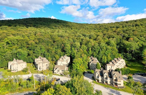 Killington Condo | Fall Line Small Studio - Perfect for Two - On Shuttle Route w/Amenities B4A