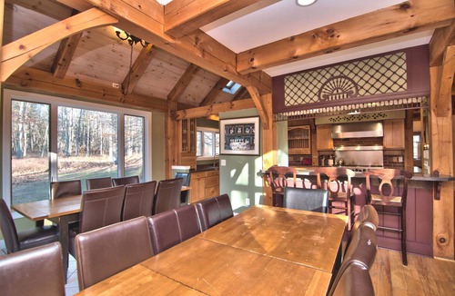 East Stroudsburg House | Fall savings! Free night when booking a weekend!