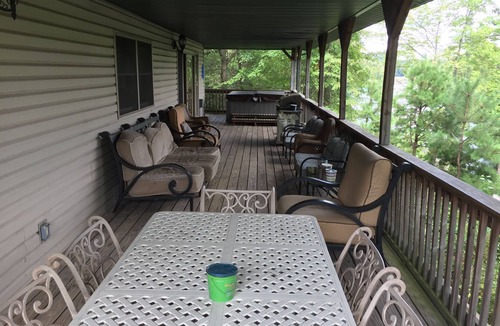Long Pond House | FALL SPECIAL! Ask for details!