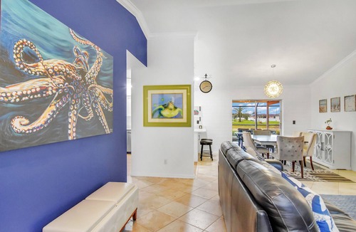 Trafalgar House | Fall Winter specials- heated pool, close to many stores and restaurants