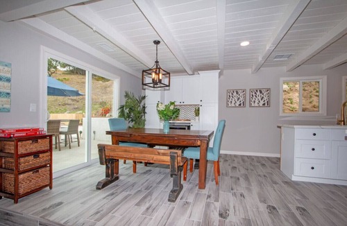 Fallbrook House | Fallbrooks Finest Hideaway Villa - Pool, Game Room