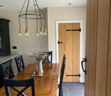 Earls Croome House | Fallow View - Luxury Countryside Cottage