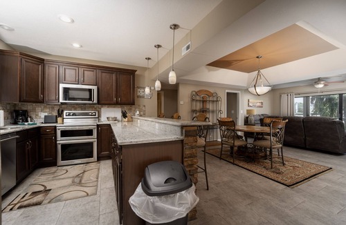 Lake Ozark Condo | Falls 90 - Beautiful 3 Bdrm Falls Condo