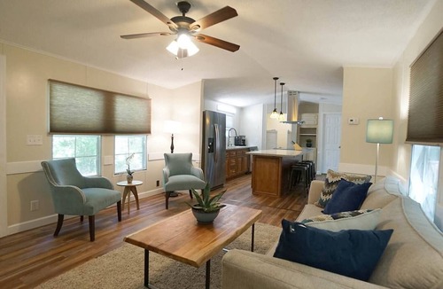 Raleigh House | Falls Lake Convenience, Private!