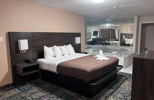 Fallsview Hotel | Falls Lodge and Suites