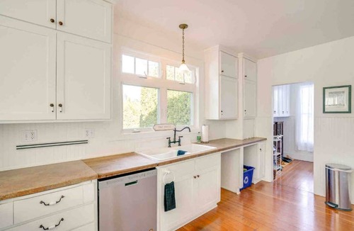 Silverton House | Falls Suite