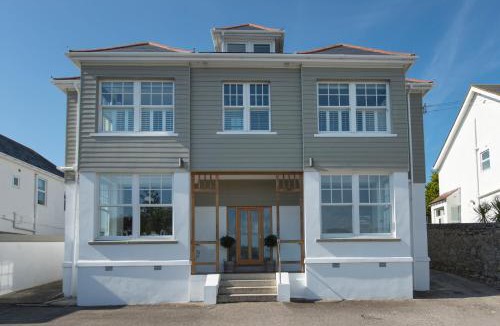 Maenporth House | Falmouth Bay