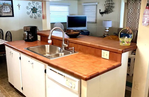New Roads Cottage | False River fishing camp