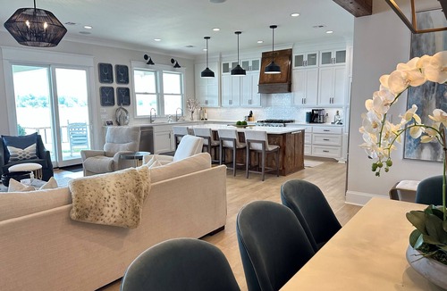 Torbert House | False River NEWER MODERN HOME with INCREDIBLE VIEWS! SCREENED in porch with TV!
