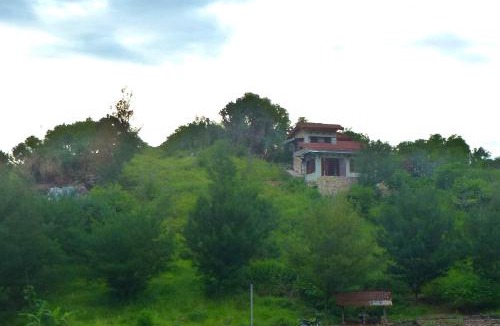 Wonosari Villa | Fam Sugiono Cottage - Studio House
