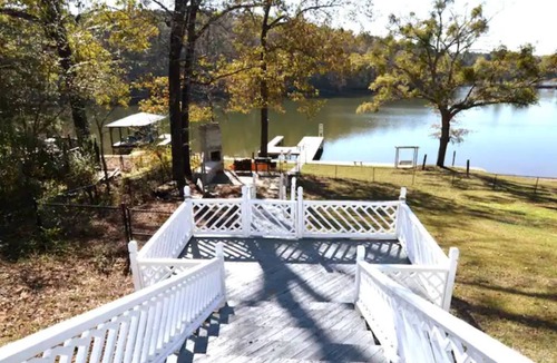 Cook Springs House | Families Love This Logan Martin Memory Maker