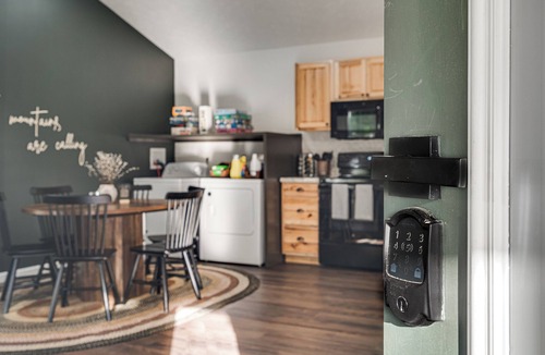 Shenandoah Cabin | Families Paradise with walkable river access, playground, fire pit, BBQ, dogs OK